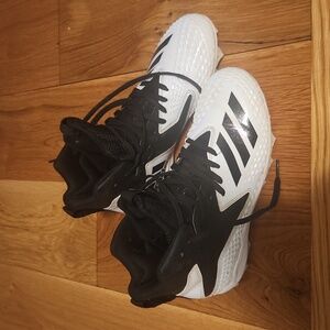 Football Cleats, size 5